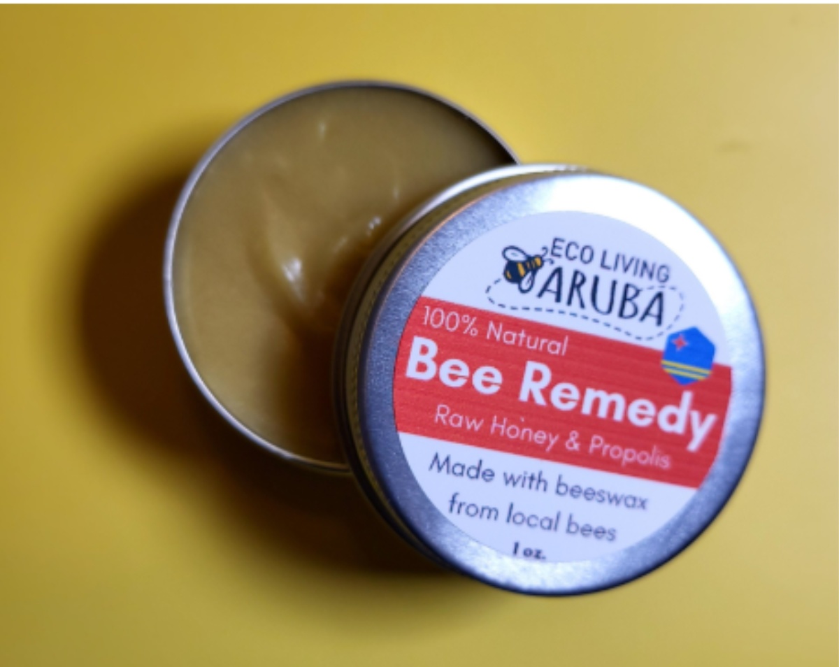Natural Bee Remedy Balm photo 2
